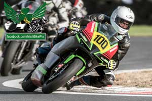 Matt Layt motorcycle racing at Bishopscourt Circuit