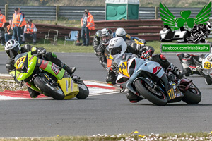 Gary Annan motorcycle racing at Bishopscourt Circuit