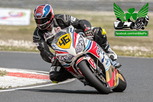 Matt Burns motorcycle racing at Bishopscourt Circuit