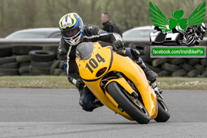Alan Duffy motorcycle racing at Bishopscourt Circuit