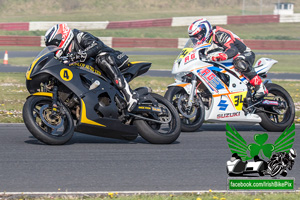 Andy Dunlop motorcycle racing at Bishopscourt Circuit