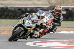 Jonathan Harvey motorcycle racing at Bishopscourt Circuit