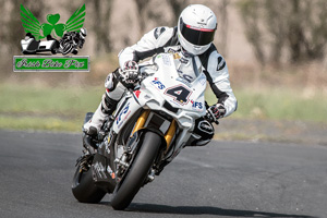 Gerard Kinghan motorcycle racing at Kirkistown Circuit