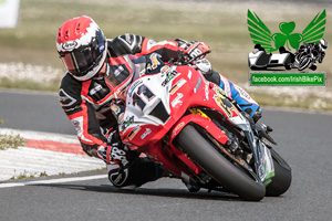 Nico Mawhinney motorcycle racing at Bishopscourt Circuit