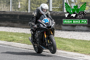 Luke O'Higgins motorcycle racing at Mondello Park