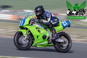Scott Russell motorcycle racing at Bishopscourt Circuit