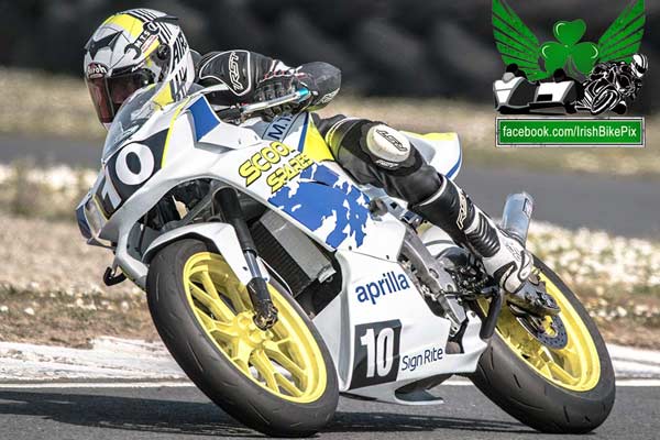 Image linking to Liam Baird motorcycle racing photos