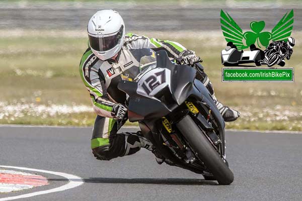 Image linking to Paul Barron motorcycle racing photos