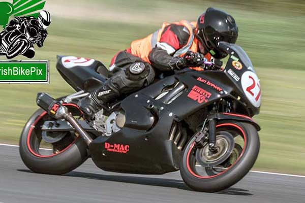 Image linking to Daniel Brewer racing motorcycle photos