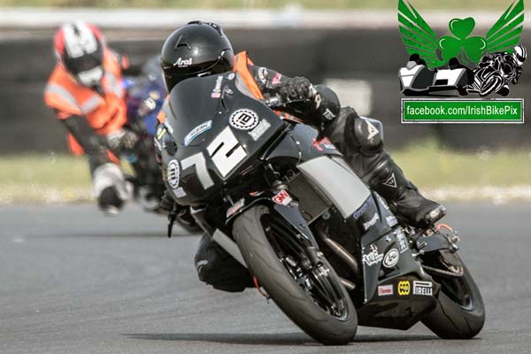 Image linking to Martin Burnett motorcycle racing photos
