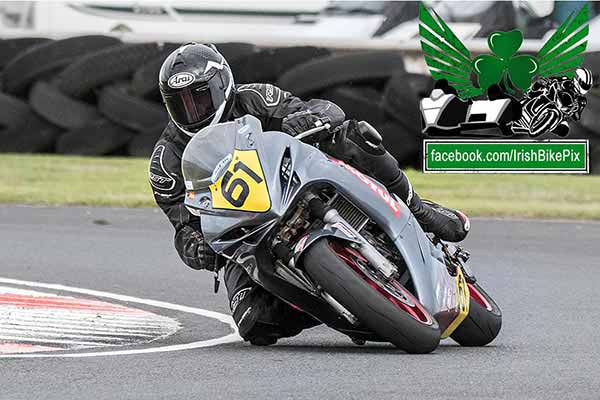 Image linking to Wayne Bussell racing motorcycle photos