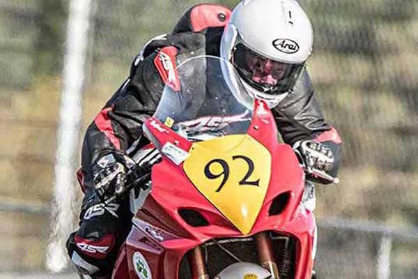 Image linking to Noel Carroll motorcycle racing photos