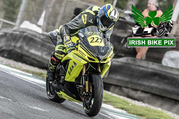 Image linking to Gary Cunningham motorcycle racing photos