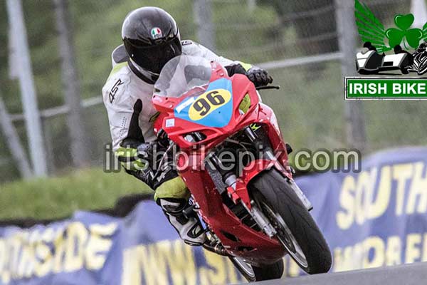 Image linking to Luke Deegan motorcycle racing photos