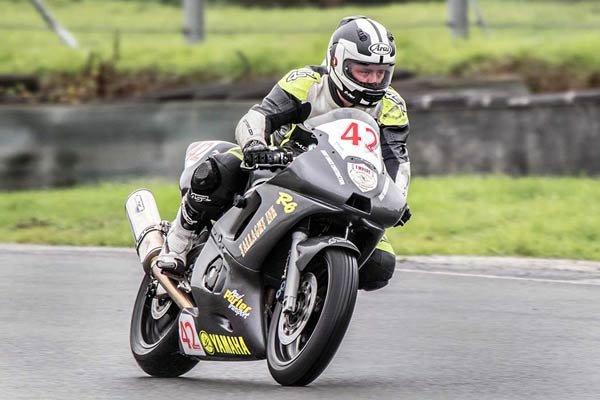 Image linking to Cian Donaghy motorcycle racing photos