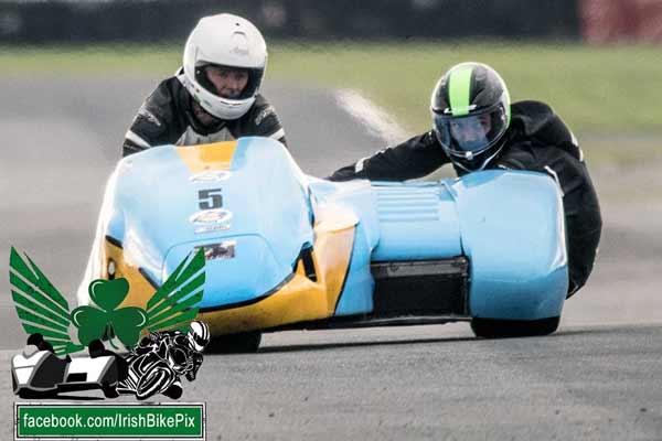 Image linking to Tommy Fitzsimons sidecar racing photos