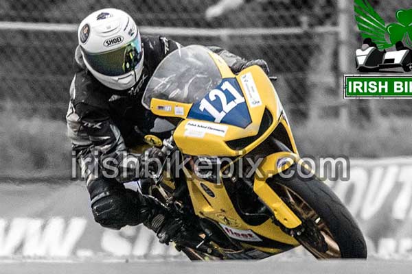 Image linking to Michael Gillan motorcycle racing photos