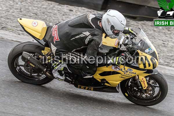 Image linking to Niall Gillick motorcycle racing photos
