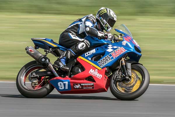 Image linking to William Hara motorcycle racing photos