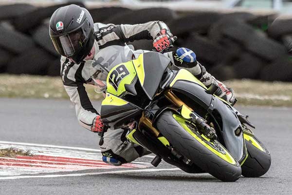 Image linking to Gary Jordan motorcycle racing photos