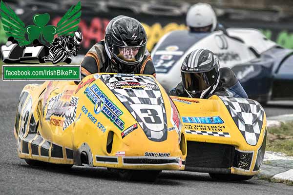 Image linking to Scobby Killough sidecar racing photos