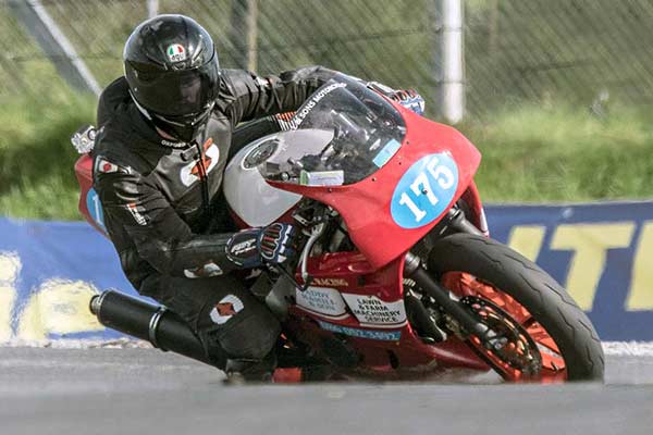 Image linking to Ciaran Loughman motorcycle racing photos