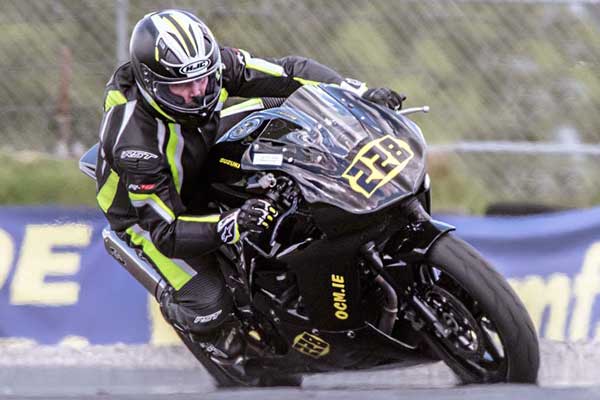 Image linking to Gary Martin motorcycle racing photos