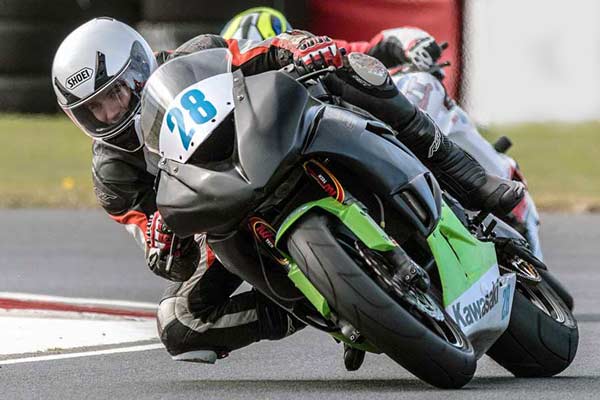 Image linking to Aaron McBride motorcycle racing photos