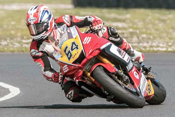 Image linking to Daniel McClean motorcycle racing photos
