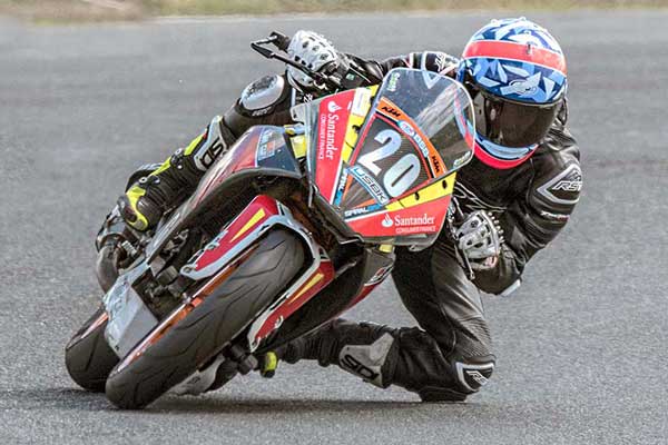 Image linking to Scott McCrory motorcycle racing photos