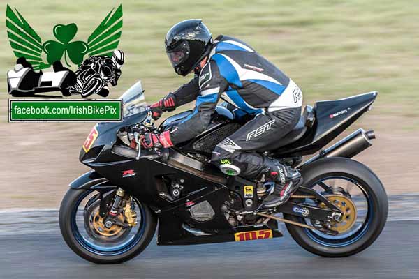 Image linking to Finian McGahon motorcycle racing photos