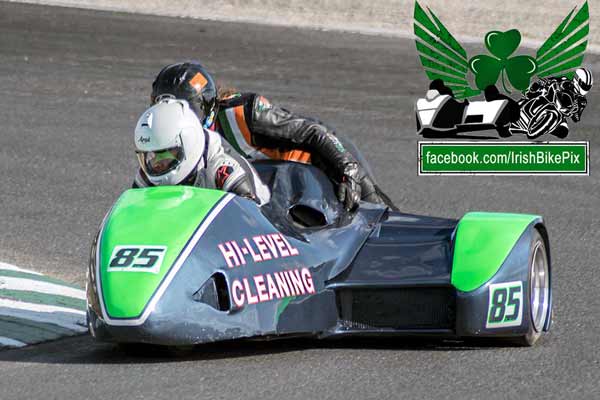 Image linking to Philip McNally sidecar racing photos