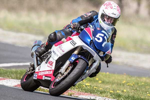 Image linking to Yvonne Montgomery motorcycle racing photos