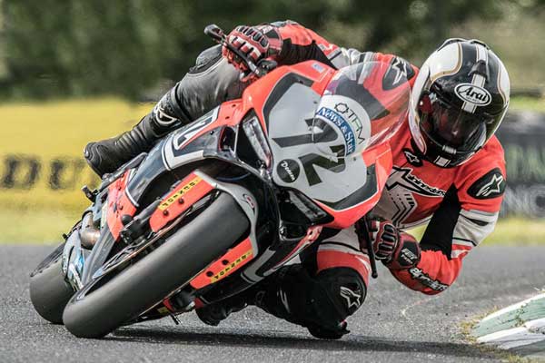 Image linking to Michael Prendergast motorcycle racing photos