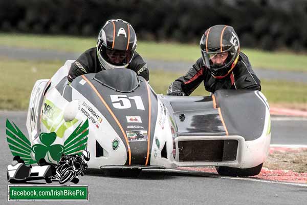 Image linking to Daniel Rzeszutek sidecar racing photos