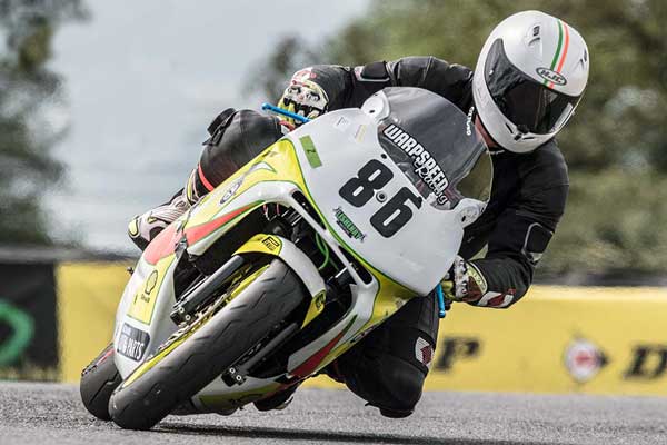 Image linking to Stevie Williams motorcycle racing photos
