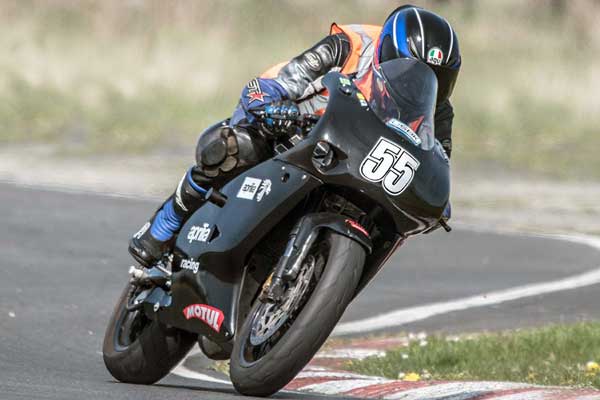 Image linking to Nathan Wilson motorcycle racing photos