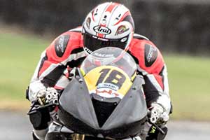 Darryl Anderson motorcycle racing at Bishopscourt Circuit