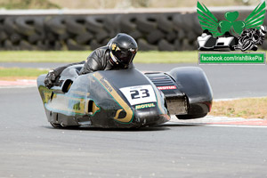 Denoria sidecar racing at Bishopscourt Circuit