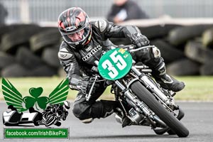 Gavin Duffy motorcycle racing at Bishopscourt Circuit