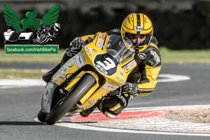 Gary Dunlop motorcycle racing at Bishopscourt Circuit