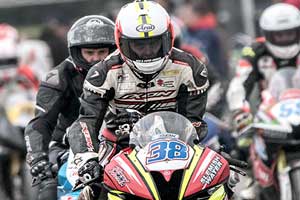 Jason Lynn motorcycle racing at Bishopscourt Circuit