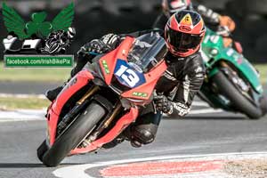Gary McCoy motorcycle racing at Bishopscourt Circuit