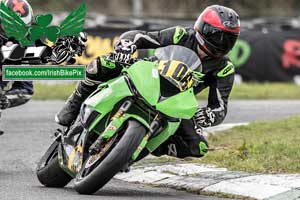 Shane McGuinness motorcycle racing at Mondello Park