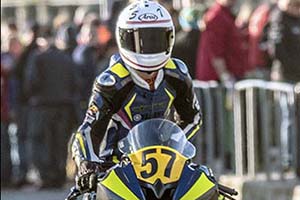 Michael Owens motorcycle racing at Bishopscourt Circuit