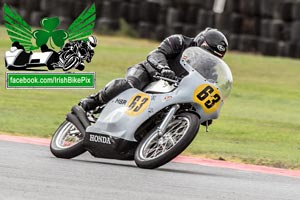 Ian Thompson motorcycle racing at Bishopscourt Circuit