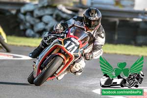 Dave Walsh motorcycle racing at Bishopscourt Circuit