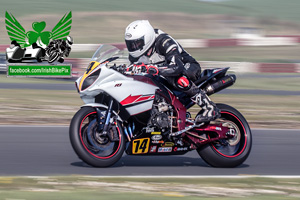 Gary Annan motorcycle racing at Bishopscourt Circuit