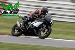 Martin Burnett motorcycle racing at Bishopscourt Circuit