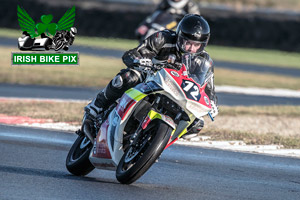 Martin Burnett motorcycle racing at the Sunflower Trophy, Bishopscourt Circuit